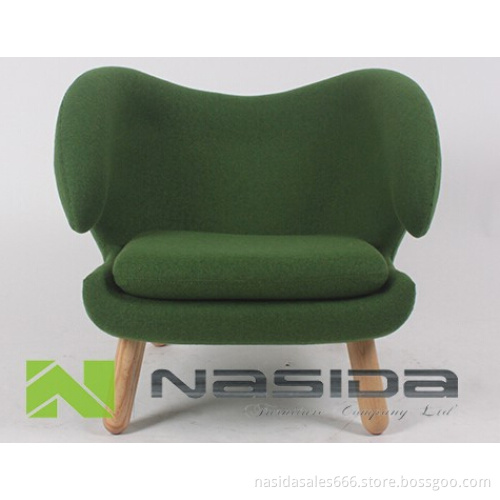 Replica Finn Juhl Pelikan Chair